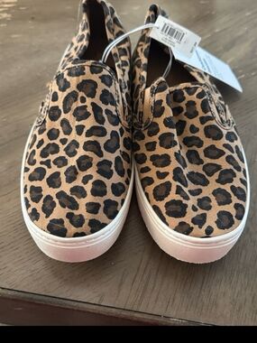 Old Navy Leopard Print Slip-On Sneakers - Brown & Black